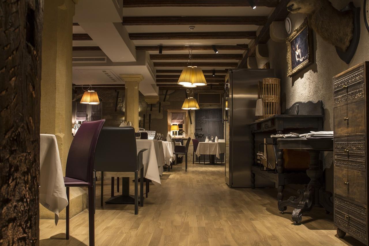 Hotel Restaurant L'Orchidee อ็องซิแซ็ง ภายนอก รูปภาพ